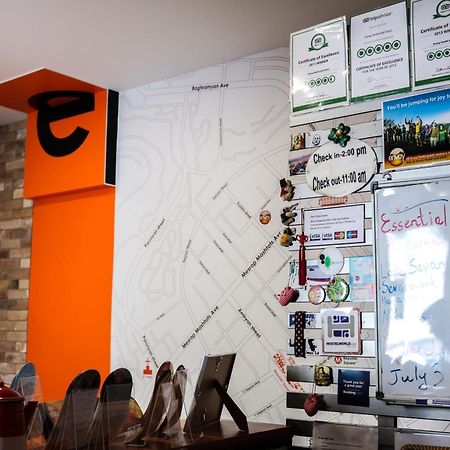 Envoy Hostel & Tours 예레반 외부 사진
