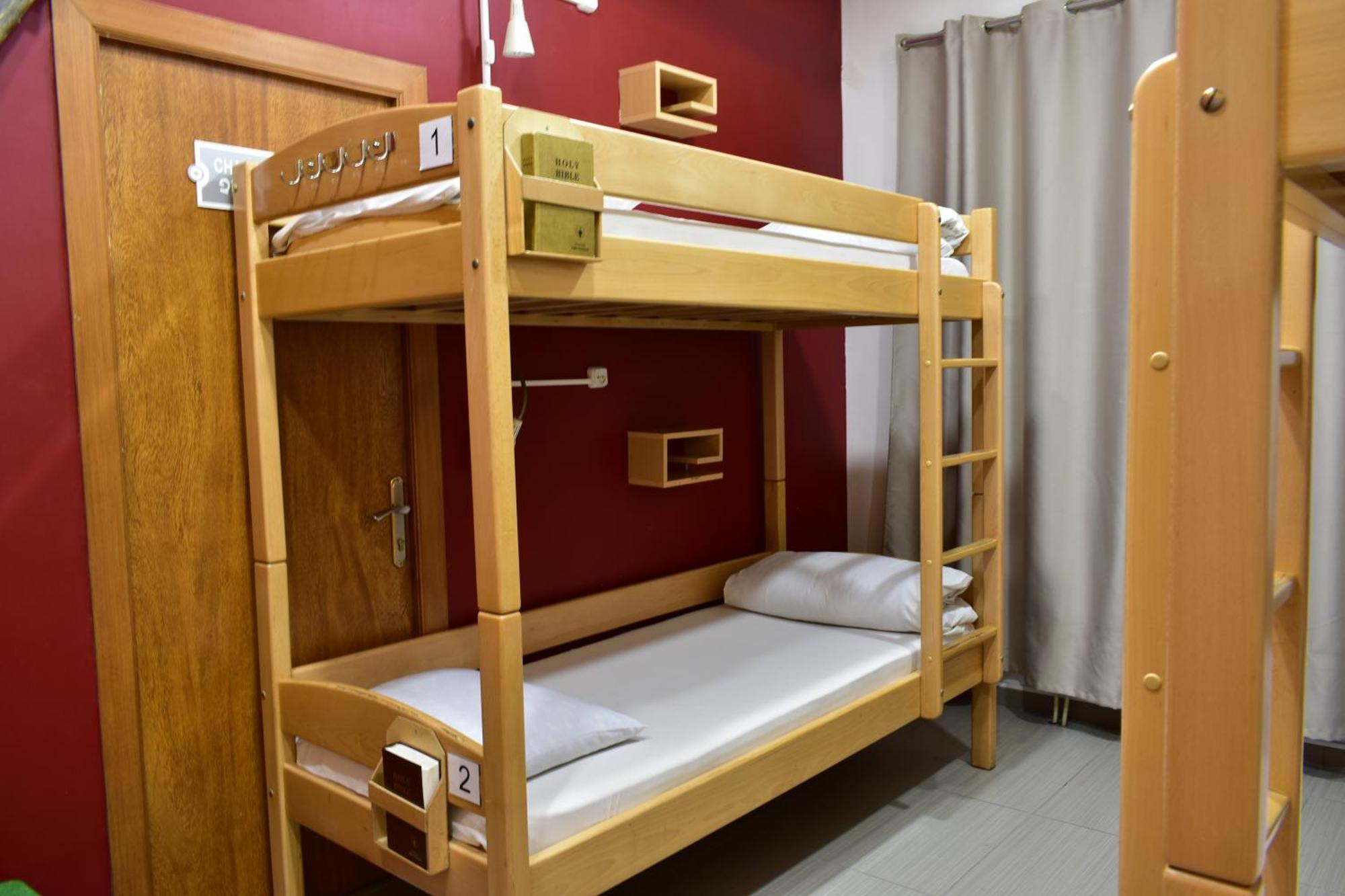 Envoy Hostel & Tours 예레반 외부 사진