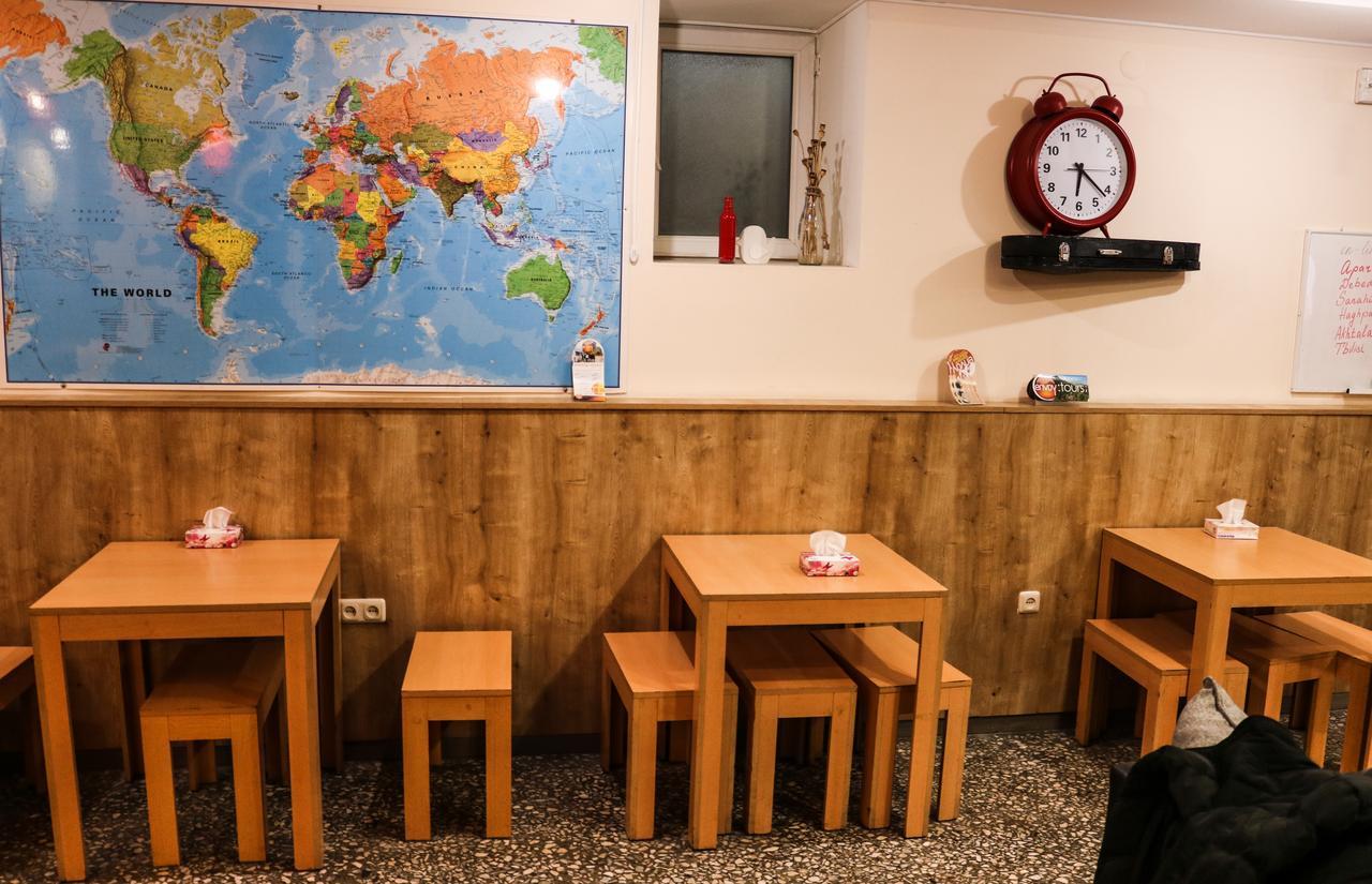 Envoy Hostel & Tours 예레반 외부 사진